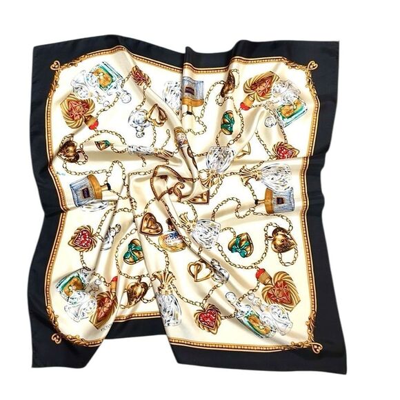 Victoria's Secret London Silk Perfume
Chain Print Square Scarf - Picture 1 of 12